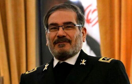 شمخانی: حصر اقتصادی امروز دشمن با مقاومت فعال راه به جایی نخواهد برد