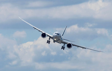 مجوز پرواز برای انتقال مسافران از دبی به تهران صادر شد