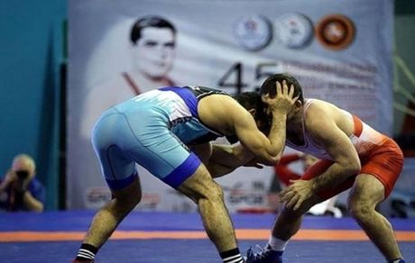 اعلام تیم‌های منتخب کشتی آزاد کشورمان برای رقابت‌های بین‌المللی ترکیه و بلغارستان