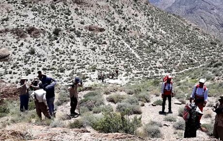 تمام امکانات دستگاه‌های امدادی برای یافتن دختربچه ۲ ساله الیگودرزی فعال شدند
