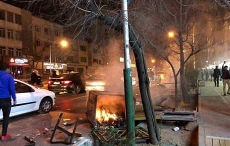 شهادت یک طلبه بسیجی در شیراز با کوکتل مولوتف