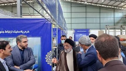 رئیس جمهور از دومین نمایشگاه احیاگران واحدهای اقتصادی در دزفول بازدید کرد