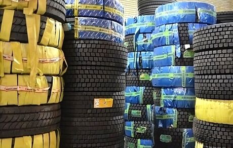 دستگیری یک متهم بدلیل احتکار لاستیک در آذرشهر