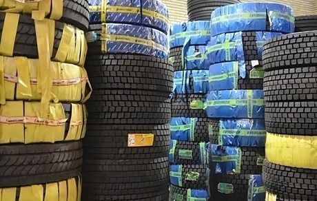 دستگیری یک متهم بدلیل احتکار لاستیک در آذرشهر