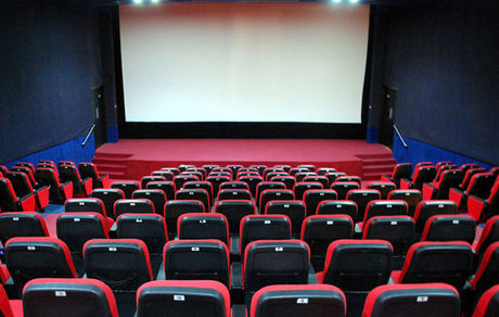 فیلم‌های «ملخ»، «رفقای اورژانسی» و «بی آبان» پروانه نمایش گرفتند