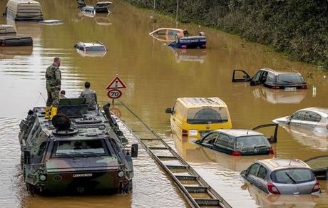  متخصص اقلیم‌شناسی فرانسه: میان گرمایش جهانی و حوادث طبیعی در سطح دنیا ارتباط وجود دارد