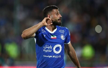 بازگشت مدافع استقلال بعد از فسخ قرارداد