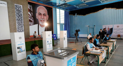 آغاز انتخابات ریاست‌جمهوری افغانستان و وقوع انفجارهایی در کابل و برخی شهرها