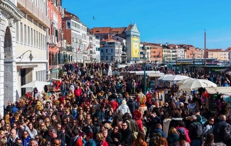 آمار جهانیِ سفر در ۵ ماه ۲۰۲۲ منتشر شد/۲۵۰ میلیون نفر سفر رفتند