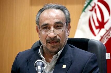 
محمدرضا خباز: استیضاح روحانی و وزرای دولت یک انتحار است/ استیضاح‌کنندگان برای غرق‌نشدن دست‌وپا می‌زنند
