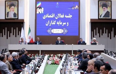 عملکرد شش ماهه دولت و به ویژه شاخص‌های اقتصادی نشانگر موفقیت دولت بوده است