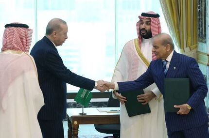 پاکستان از تصویب توافق دفاع مشترک مکه خبرداد