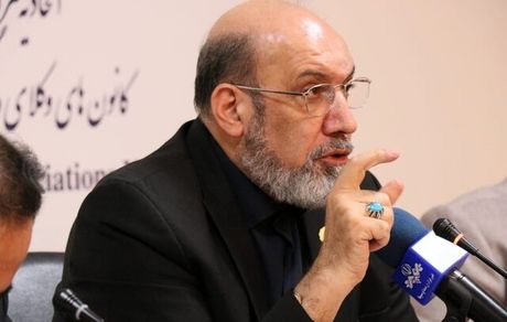 اگر نمایندگان درباره محاسبه نمره آزمون وکالت صحبتی دارند استفساریه بدهند