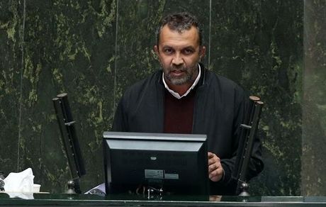 فروردین: علت عدم جذب داوطلبان کارنامه سبز در آموزش و پرورش چیست؟