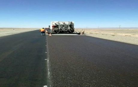 راه‌سازی در ایران در گیر و دار مشکلات قیر