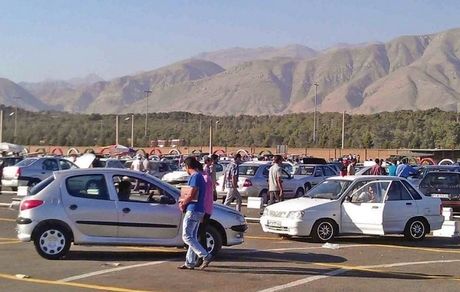 قیمت خودرو تا پایان سال افزایش پیدا نمی‌کند / دلار 23 هزار تومانی باعث ریزش قیمت خودرو شد