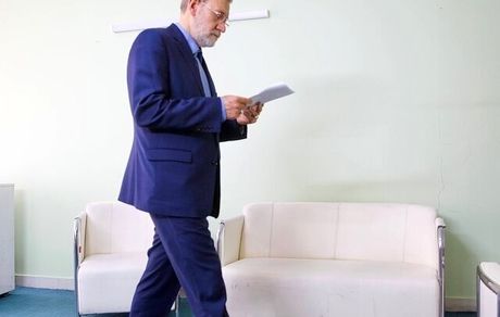 لاریجانی به عمان رفت