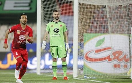 گلر پرسپولیس در فکر جدایی