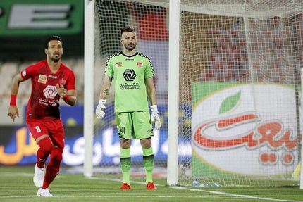 گلر پرسپولیس در فکر جدایی