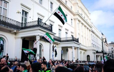 سفارت سوریه در انگلیس بعد از سال‌ها باز شد