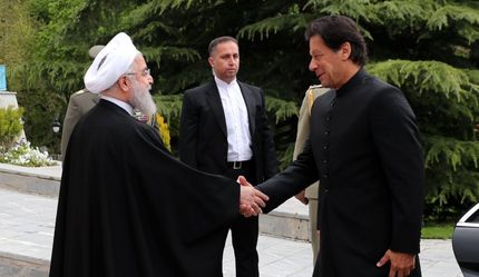 استقبال روحانی از عمران خان