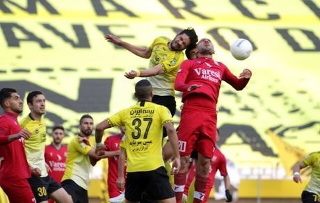 برد سخت سپاهان مقابل نساجی