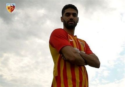 علی کریمی به استقلال برنمی‌گردد