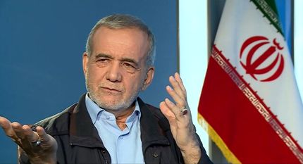 پزشکیان: همیشه سعی کردم که طرف مردم و با مردم باشم / باید نارضایتی‌ها را برطرف کنیم