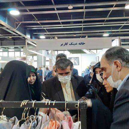 وزیر ارشاد: پوشاک عفیفانه ایرانی ـ اسلامی را در فضای مجازی معرفی کنیم