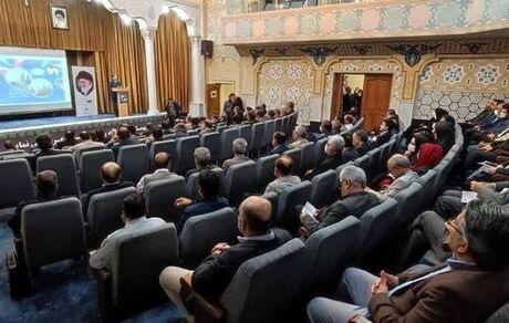 ایران سومین کشور برتر دنیا در تولید مقالات ISI است ولی سود آن به آمریکا و اروپا می‌رسد