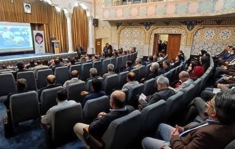 ایران سومین کشور برتر دنیا در تولید مقالات ISI است ولی سود آن به آمریکا و اروپا می‌رسد