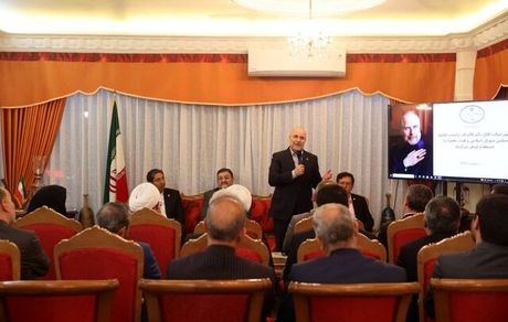 قالیباف: مردم را از گردونه اقتصاد کشور حذف کرده ایم