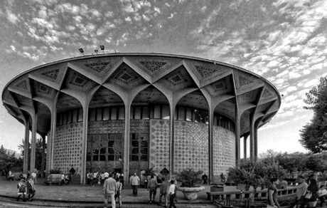 مدیرعامل خانه تئاتر استعفا کرد