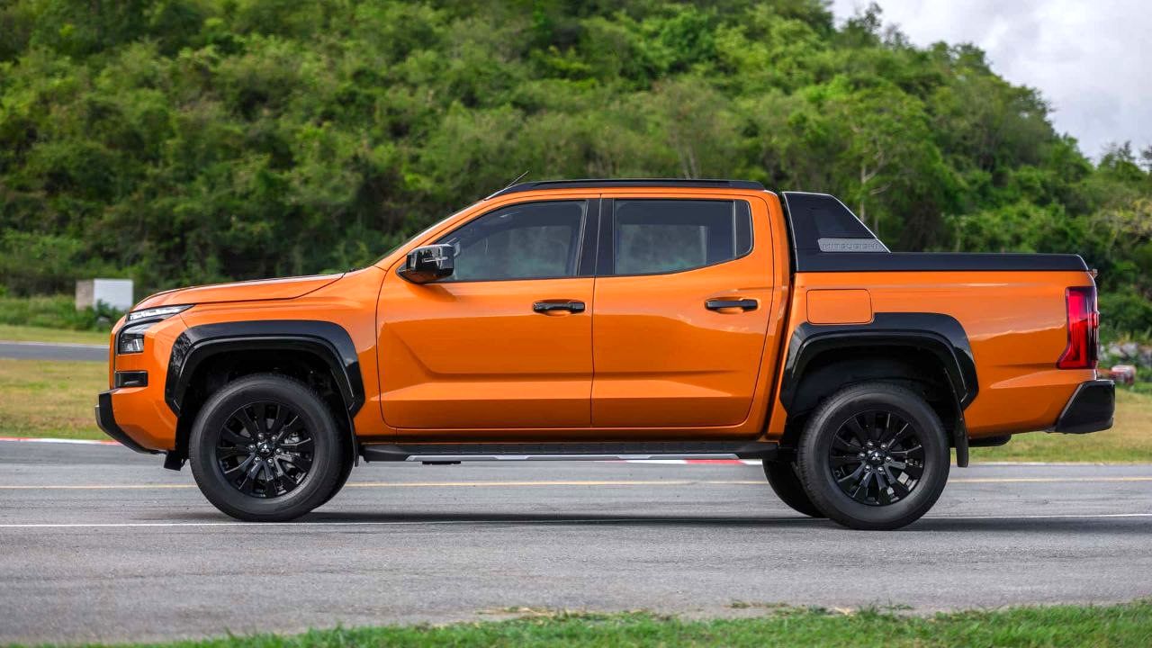 میتسوبیشی L200 /Triton