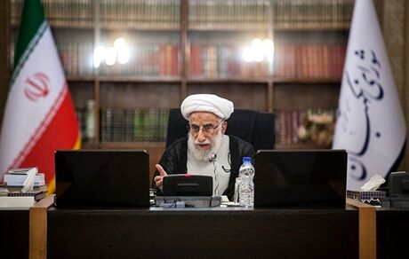 آیت‌الله جنتی: مردم ماسک بزنند و به توصیه‌های بهداشتی توجه کنند