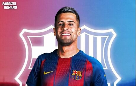 بارسلونا از الهلال مدافع خرید
