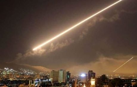 حمله بامدادی رژیم صهیونیستی به سوریه / منابع سوری: پدافند، موشک‌ها را منهدم کرد