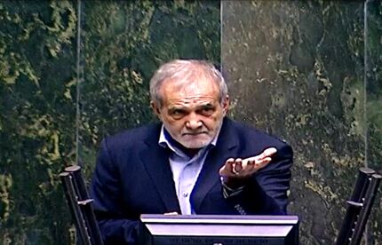 رئیس جمهور در مجلس: وحدت نیاز حل مشکلات کشور است