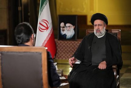 در یکصدمین روز فعالیت دولت بیش از ۱۰۰ میلیون دوز واکسن تزریق شده است/ پرداخت حقوق و دستمزد بدون استقراض از بانک مرکزی