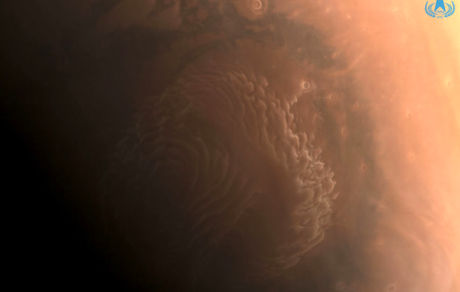 فرود موفقیت‌آمیز کاوشگر چینی در مریخ