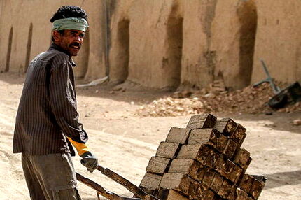 مذاکرات تعیین دستمزد کارگران برای 1400 کلید خورد