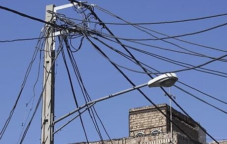 ادامه دزدی کابل‌های تلفن و برق: سرقت ۶۴ کیلومتر کابل برق در یک شهر