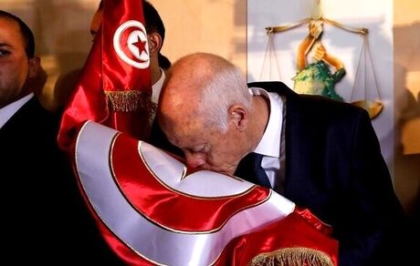 رئیس جمهور تونس برخی طرف‌ها را به جذب مزدوران خارجی متهم کرد