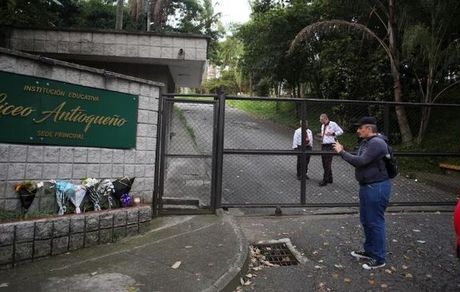 ده‌ها کشته و زخمی در سقوط اتوبوس دانش آموزان به دره در کلمبیا