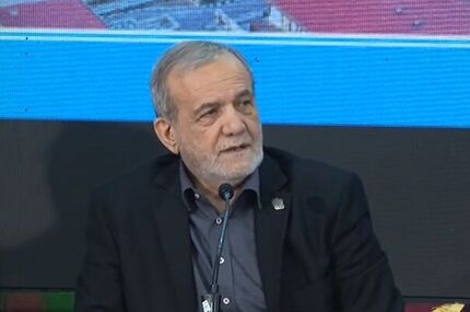 رئیس جمهور: ما مسئولیم / برای مدیریت منتظر پول نباشید
