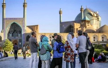 گردشگران سالانه ایران پنج میلیون نفر هستند