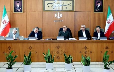 تاکید پزشکیان بر تسریع در اجرای قرارداد توسعه میدان نفتی آزادگان

