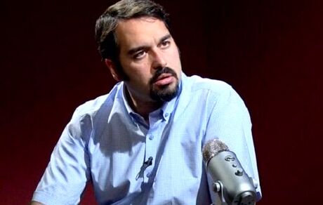 از بلاتکلیفی عادل فردوسی‌پور تا ایجاد مشکل برای سریال تازه کارگردان «شهرزاد»