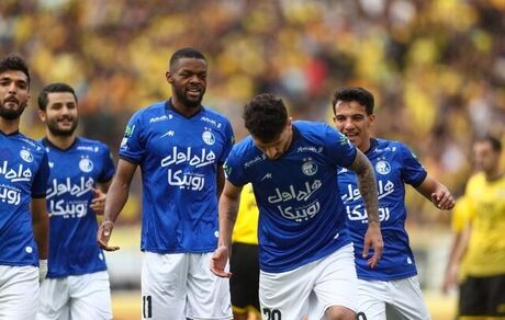 توقف استقلال به سود پرسپولیس/ زور نویدکیا و مجیدی به هم نرسید