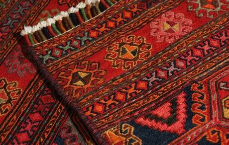 رونمایی از بزرگترین گلیم دستبافت در نمین/گلیم عنبران جهانی است